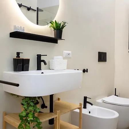 Domus Opimiani * Roma